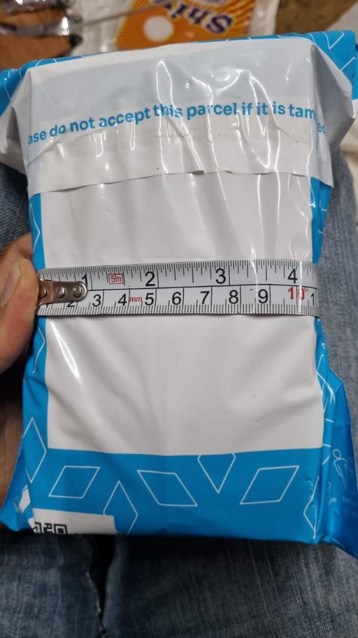 Serene Form – Aesthetic Ceramic Face Vase