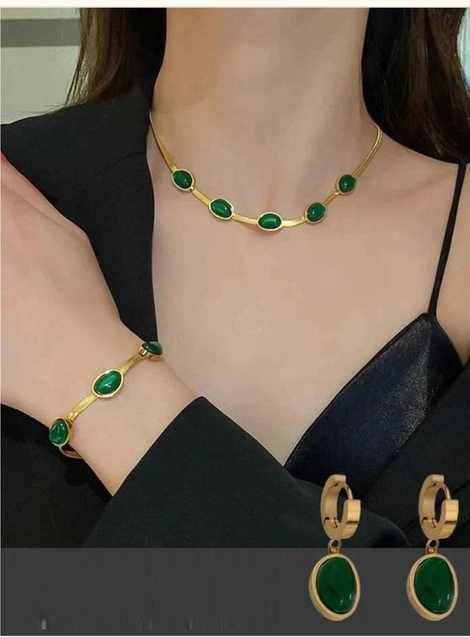 Verdantia – Gold Oval Green Crystal Necklace & Bracelet Set